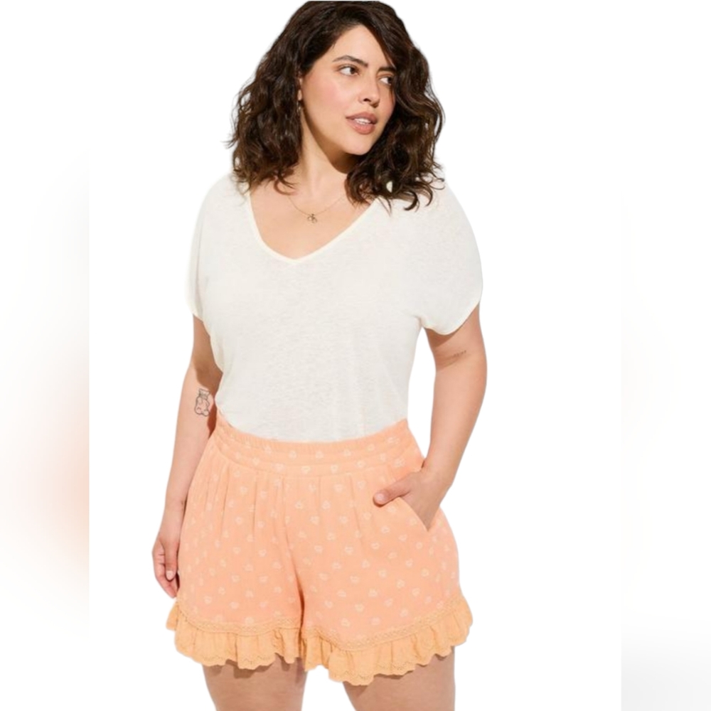 TORRID Ruffle Shorts - Picture 4 of 7